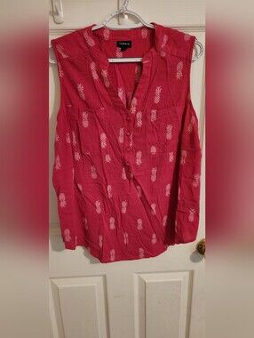 Torrid Hot Pink Pineapple Print Sleeveless Harper Sleeveless Tank size 1